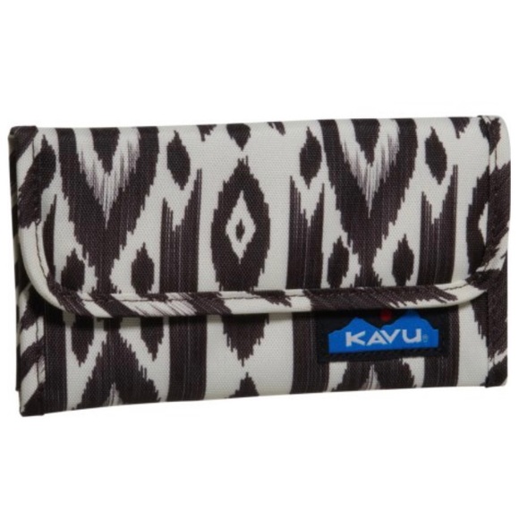 Kavu Shadow Ikat Mondo Spender Trifold Wallet
Item #1DDCU - Picture 1 of 3